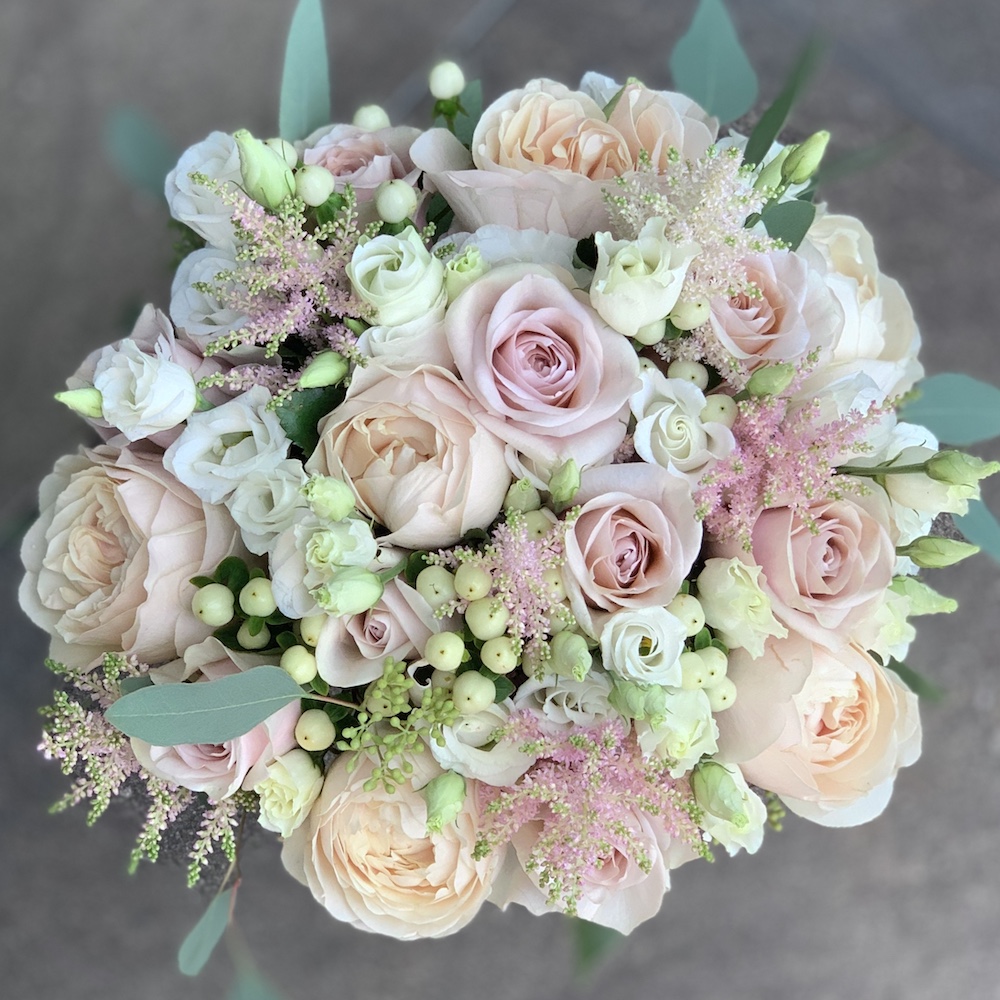 blush colours bridal bouquet